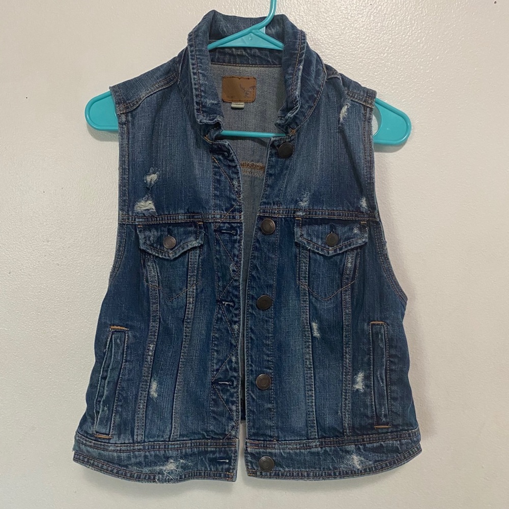 American Eagle Jean vest
